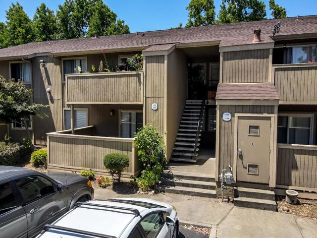 3388 Red Cedar Terrace, Fremont CA: https://media.crmls.org/mediaz/5d15a871-2e47-4320-984b-1d0beb34af06.jpg
