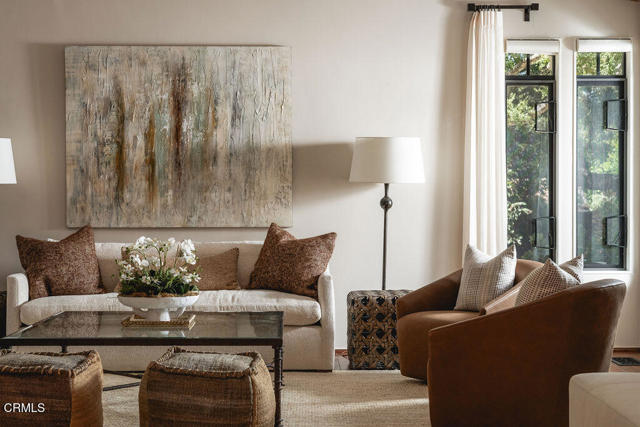 840 Ivy Lane, Montecito CA: https://media.crmls.org/mediaz/5d162580-5b40-4e2b-a7e6-fe23c0eda21a.jpg