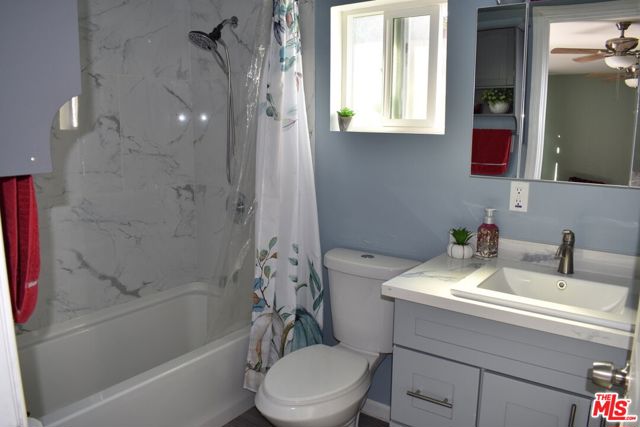 812 W Fernfield Drive, Monterey Park CA: https://media.crmls.org/mediaz/5d16b4b8-2e32-48eb-976f-e204690fa226.jpg