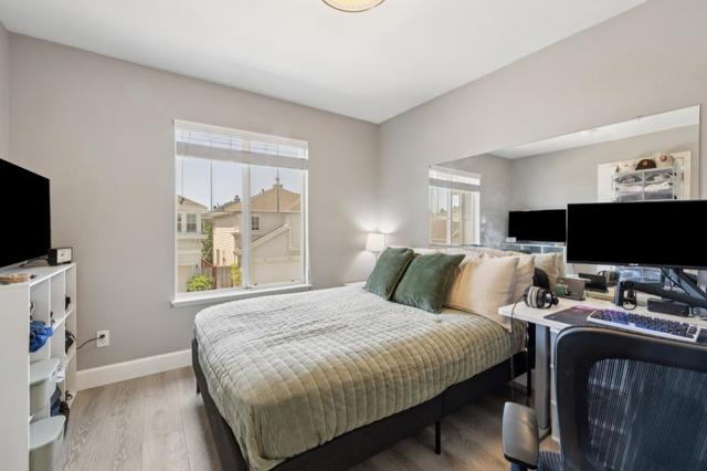 410 Krystallos Lane, Redwood City CA: https://media.crmls.org/mediaz/5d16bc5d-b7c2-4689-a7af-79e5a0fd33b4.jpg