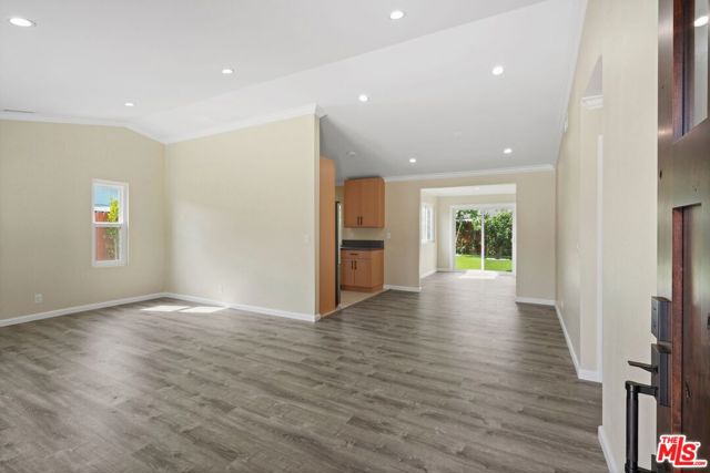 4362 Milpas Street photo 7