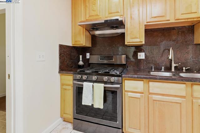 232 Longford Dr, South San Francisco CA: https://media.crmls.org/mediaz/5d182ff8-76b7-4891-ab96-abb5389255a4.jpg