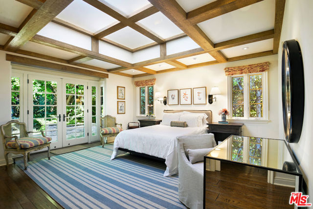 130 S LAYTON Drive, Los Angeles CA: https://media.crmls.org/mediaz/5d1851a1-285d-4bfb-a814-f7d6e77af57e.jpg