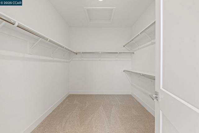 8121 Vessel Way, Sacramento CA: https://media.crmls.org/mediaz/5d19a43f-db02-4f9d-ba53-6ea7cba6f6df.jpg
