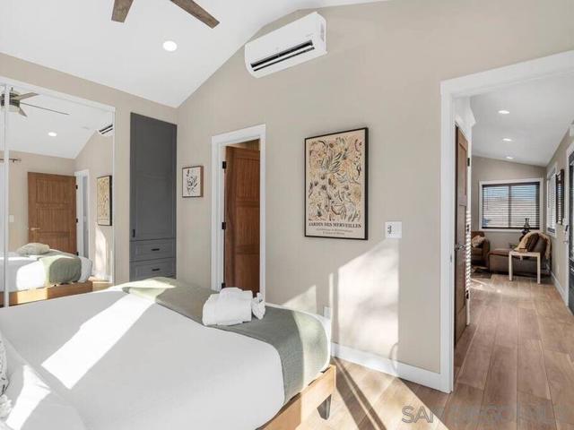 3700 Third Ave, San Diego CA: https://media.crmls.org/mediaz/5d19af7d-6789-4b35-9fde-37f5e6a12c95.jpg