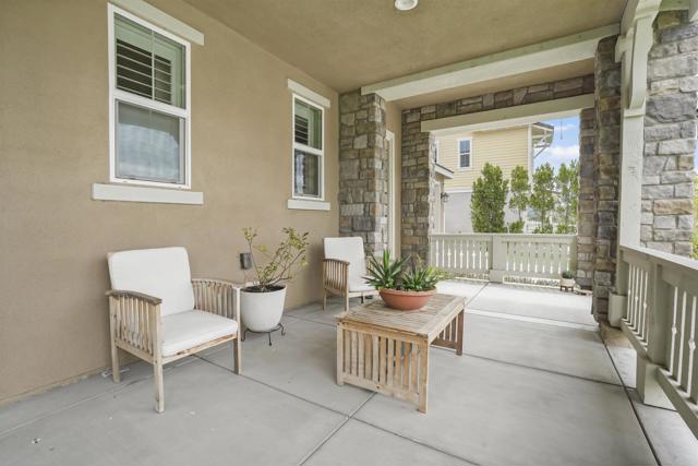 48 Clearwood Street, Fillmore CA: https://media.crmls.org/mediaz/5d19e6a9-ddb8-4a2d-8b51-cbaec76fa452.jpg