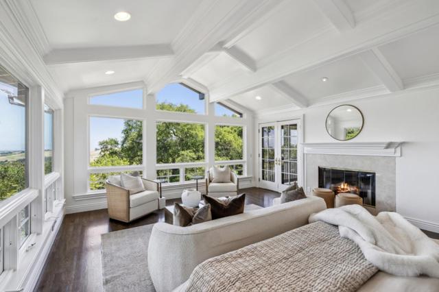 138 Bolivar Lane, Portola Valley CA: https://media.crmls.org/mediaz/5d1a6e03-eecd-446e-b95f-eee1af9ce60e.jpg