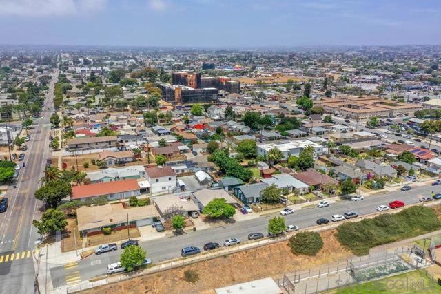 415 417 E 26th Street, National City CA: https://media.crmls.org/mediaz/5d1cd614-a4e2-4529-bbd4-c3d3f4273c94.jpg