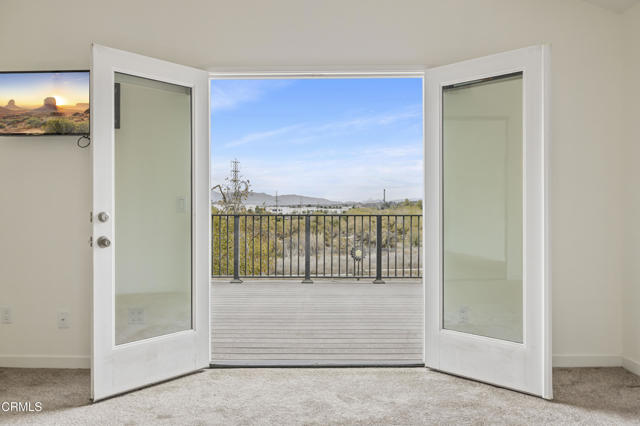 27722 Buckskin Drive, Castaic CA: https://media.crmls.org/mediaz/5d1eb4f9-1b2a-4a22-b7d4-0eb782a2695a.jpg