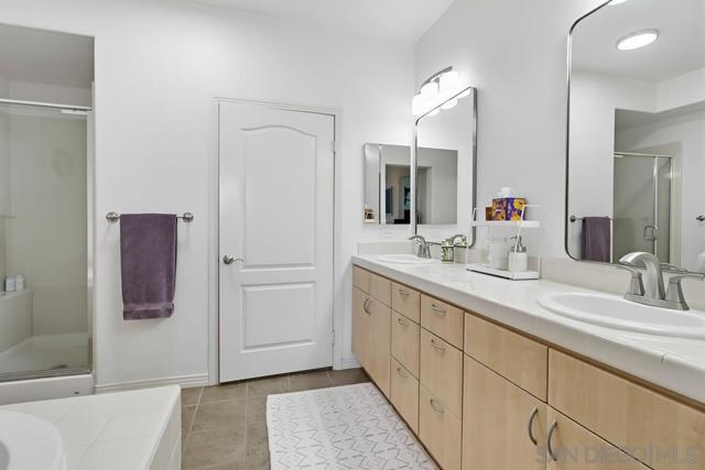 8233 Station Village Ln, San Diego CA: https://media.crmls.org/mediaz/5d1f996b-8cc1-4fb7-bd4d-19cfd100b9ad.jpg