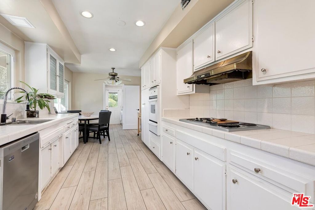 MLS #26840661 image #17