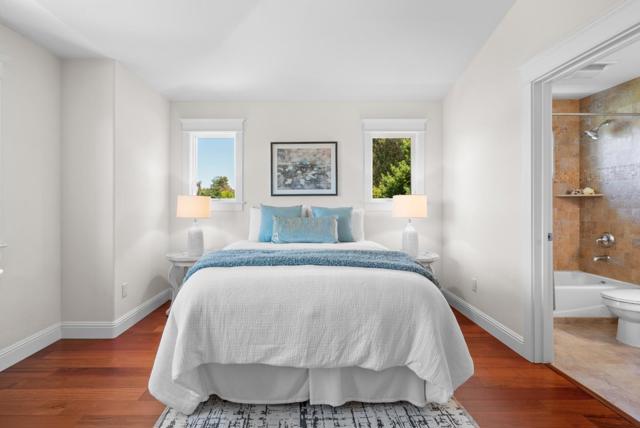 422 Mccormick Avenue, Capitola CA: https://media.crmls.org/mediaz/5d20e2c9-c353-48a0-a9f1-218768bbea1a.jpg
