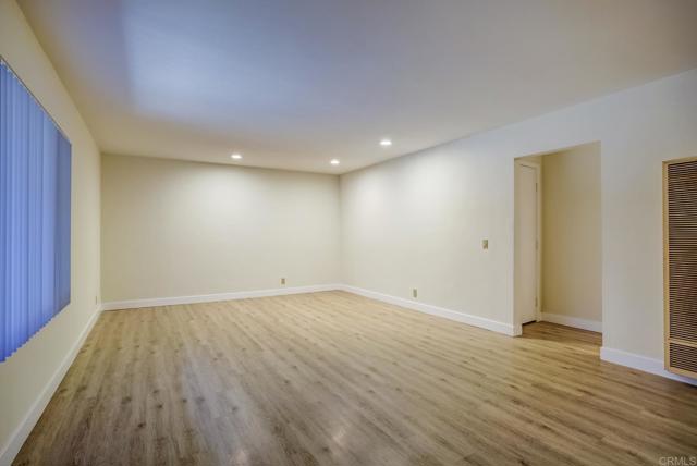 Image 5 of 6 For 3147 Jefferson Street 3