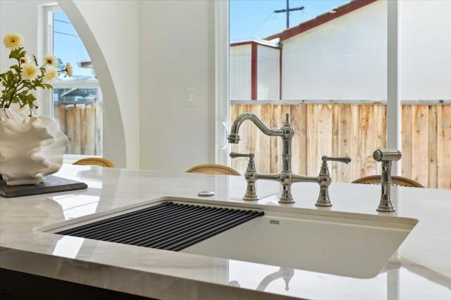 2286 Weston Drive, San Jose CA: https://media.crmls.org/mediaz/5d21543e-b87c-477d-a4ab-edbee8c02fbf.jpg