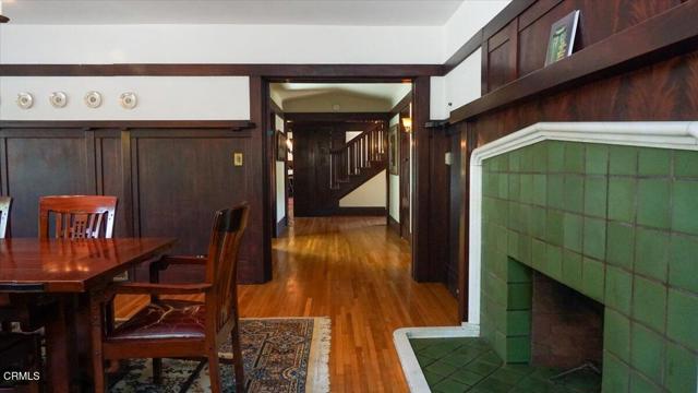 217 Oaklawn Avenue, South Pasadena CA: https://media.crmls.org/mediaz/5d21a5ca-f2f1-4c66-8286-3fafc047e8f7.jpg