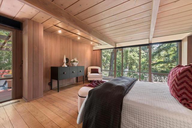 16310 Oakhurst Drive, Monte Sereno CA: https://media.crmls.org/mediaz/5d21cb37-4a66-4cb7-9f3d-c41863d8cceb.jpg