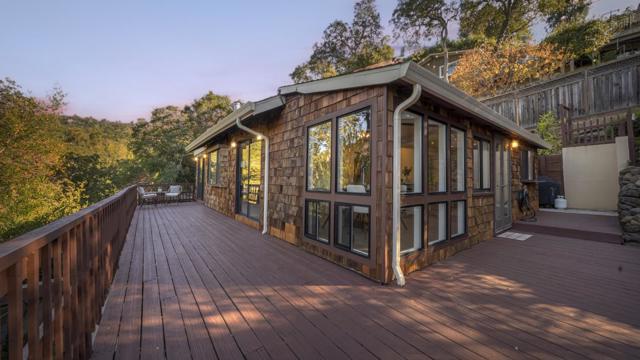 52 Jackson Street, Los Gatos CA: https://media.crmls.org/mediaz/5d2266af-5a20-4f4c-9dc4-7c092d416ea5.jpg