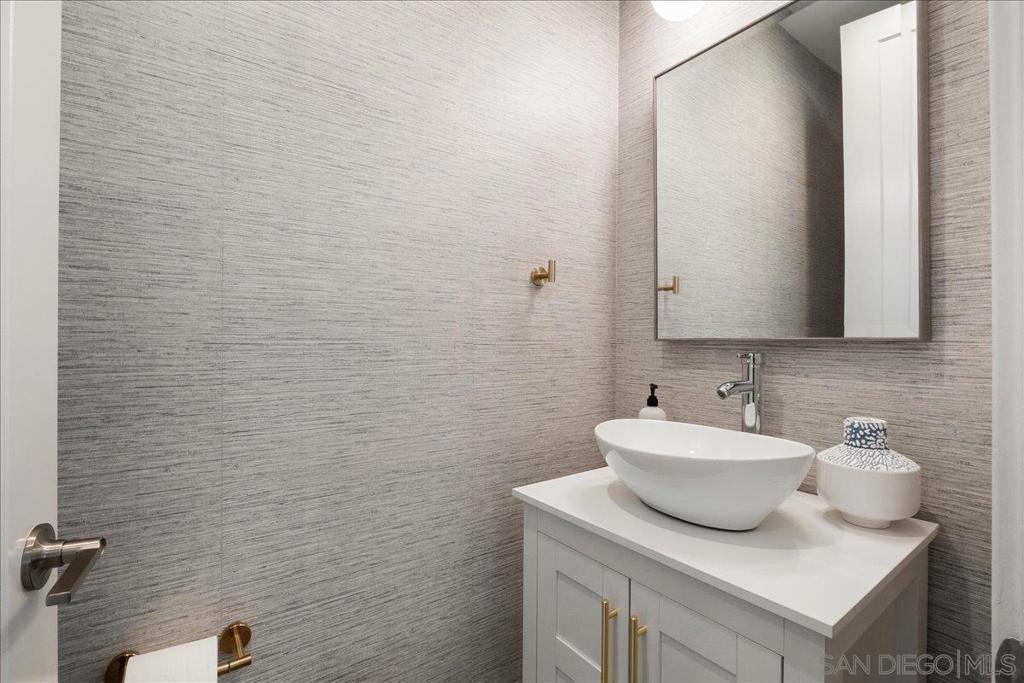 2055 5th Ave - photo 10