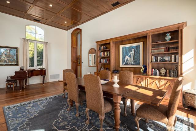 14479 Emerald Lane, Rancho Santa Fe CA: https://media.crmls.org/mediaz/5d246fe8-df39-45e4-a4b6-842453aae5b4.jpg