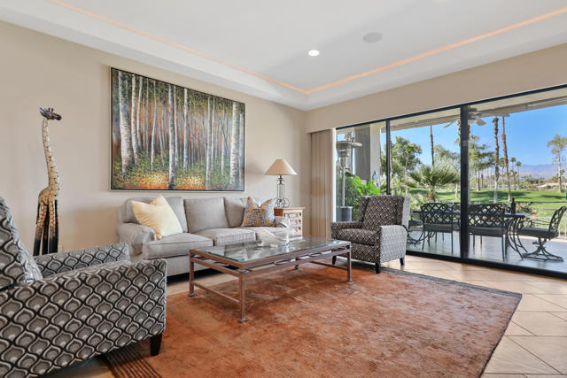 38849 Palm Valley Drive, Palm Desert CA: https://media.crmls.org/mediaz/5d252976-a7f6-4e7c-a9d6-ae09f832820e.jpg