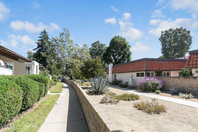 Detail Gallery Image 10 of 31 For 1129 Glenbridge Cir, Westlake Village,  CA 91361 - 2 Beds | 2 Baths