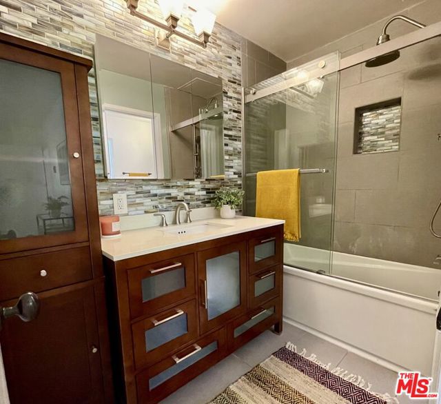 4900 Overland Avenue, 213 photo 8