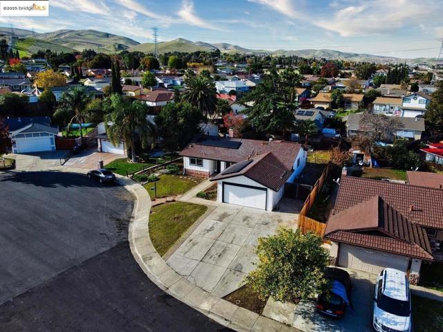 2112 Matthew CT, Pittsburg CA: https://media.crmls.org/mediaz/5d266899-8108-4404-9f38-aba3c6c61963.jpg