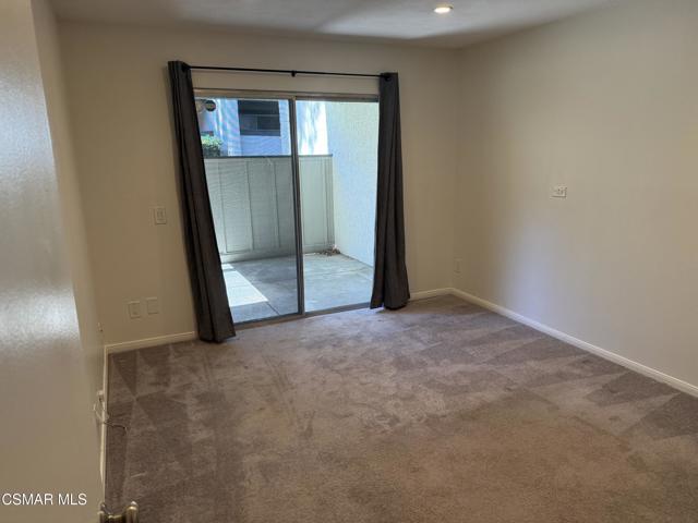 1342 Hillcrest Drive, Thousand Oaks CA: https://media.crmls.org/mediaz/5d281c3c-193a-42ee-9ce1-8655dbad5b85.jpg