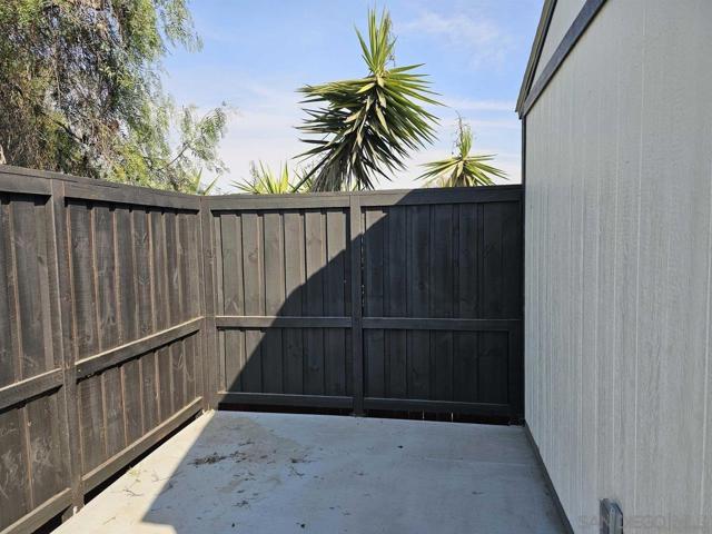 Image 42 of 53 For 1846 Klauber Ave