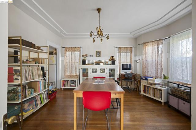 Image 32 of 42 For 4045 Manila Ave