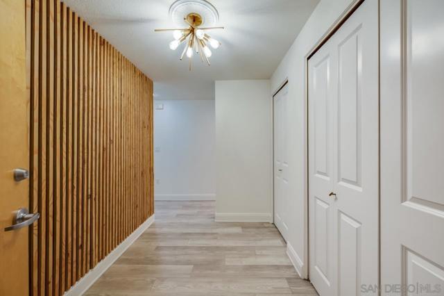 850 Beech St, San Diego CA: https://media.crmls.org/mediaz/5d29ea9a-3bb3-406d-bb4c-7a802d4b4a0a.jpg