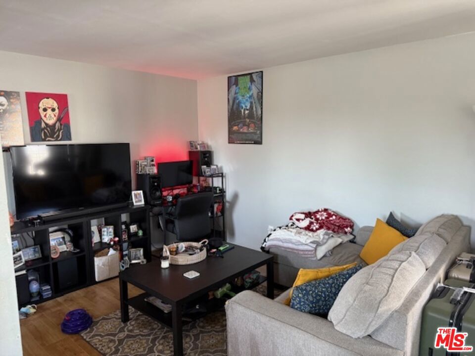 MLS #25569989 img 26