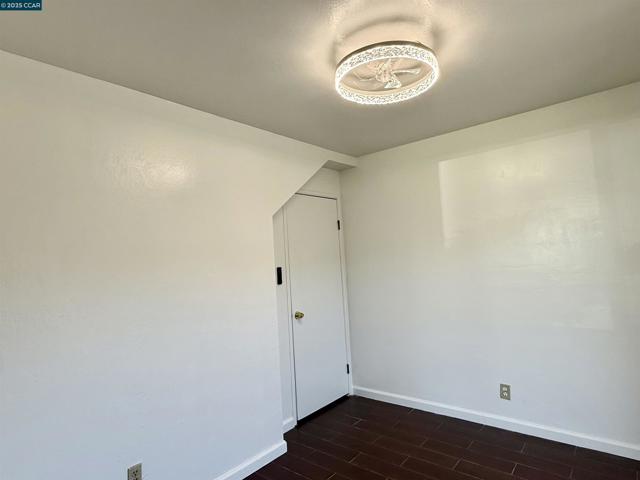 19 Flamingo Ct, American Canyon CA: https://media.crmls.org/mediaz/5d2a7981-19a2-4c2a-825e-8d3229948195.jpg