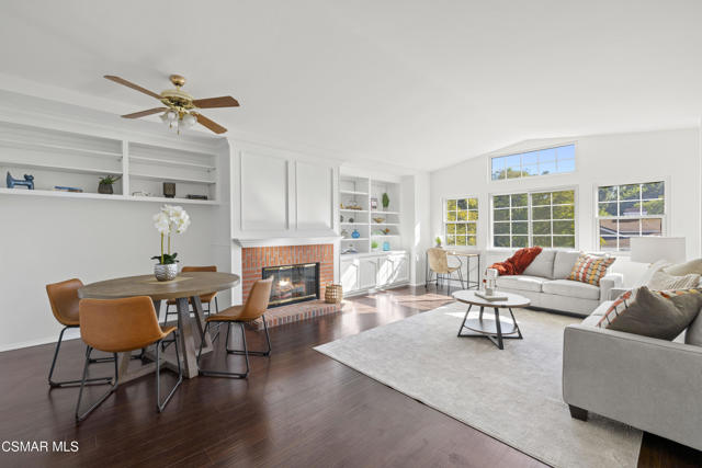 287 Golden Fern Court, Simi Valley CA: https://media.crmls.org/mediaz/5d2accd3-18ac-4a15-a11a-15ae1d6036a9.jpg