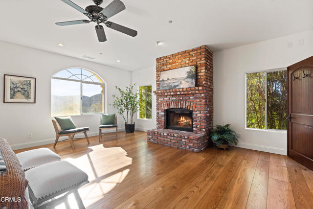 Detail Gallery Image 35 of 48 For 13045 Ripple Creek Ln, Camarillo,  CA 93012 - 5 Beds | 3/1 Baths