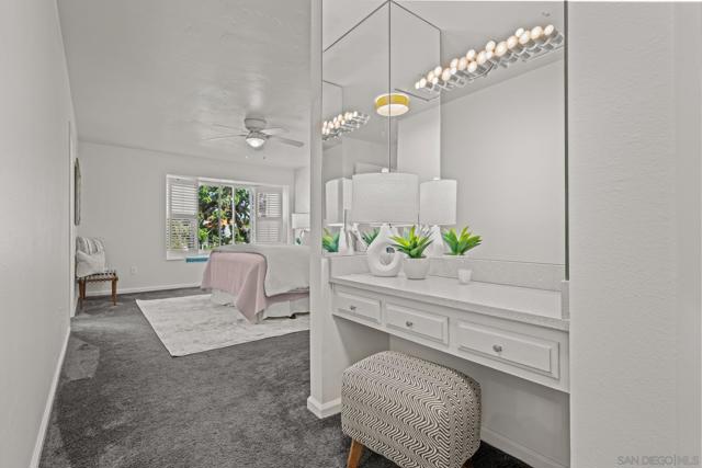 1074 Isabella Avenue, Coronado CA: https://media.crmls.org/mediaz/5d2cb650-ced6-439a-90b7-72b0e2833714.jpg