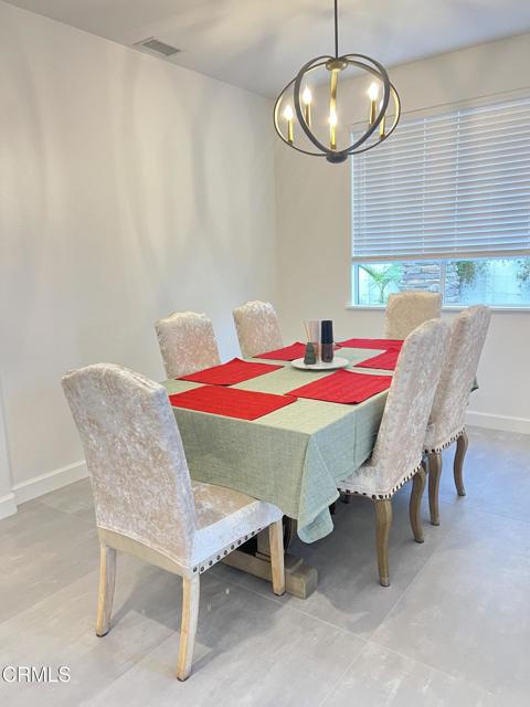 Detail Gallery Image 22 of 44 For 9898 Rhone St, Ventura,  CA 93004 - 4 Beds | 2/1 Baths