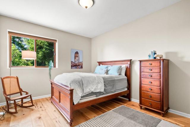 24101 Mountain Charlie Road, Los Gatos CA: https://media.crmls.org/mediaz/5d2d0226-97f9-4084-a15f-16ccde0fd6b3.jpg