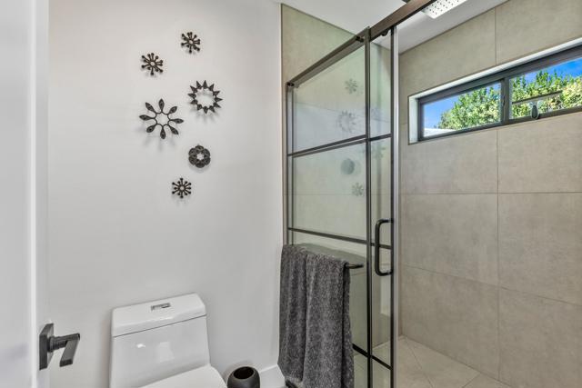 6250 N Paseo De La Palma, Palm Springs CA: https://media.crmls.org/mediaz/5d2d5c3b-bd8d-4afc-84e7-51f77850f0e0.jpg