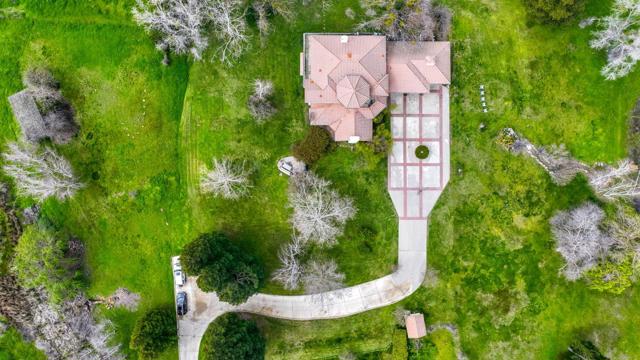 24943 N McIntire Road, Clements CA: https://media.crmls.org/mediaz/5d2da710-00d7-4073-9503-0ba13d711276.jpg