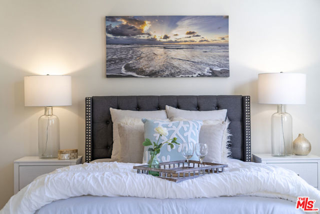 13075 Pacific, Playa Vista CA: https://media.crmls.org/mediaz/5d2e4791-e45c-475f-adb2-e0c82ba22a1e.jpg
