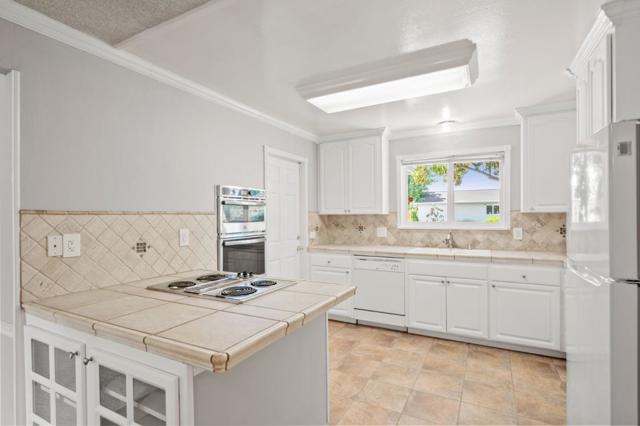 96 Lavonne Drive, Campbell CA: https://media.crmls.org/mediaz/5d30ab42-6f59-42c5-ba23-7824e6042839.jpg