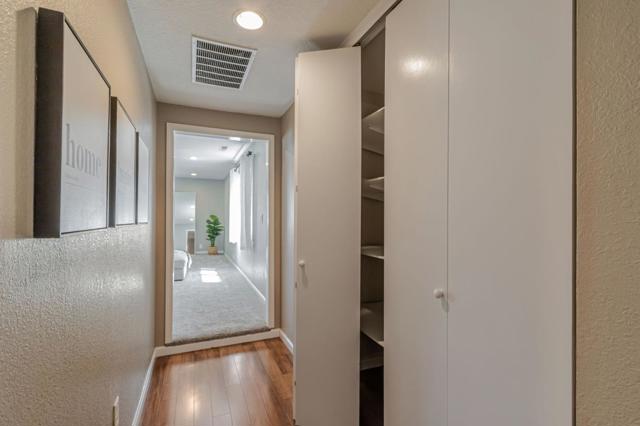 720 Glenburry Way, San Jose CA: https://media.crmls.org/mediaz/5d3108cb-3f6d-41d2-8bee-446f67e55cbb.jpg