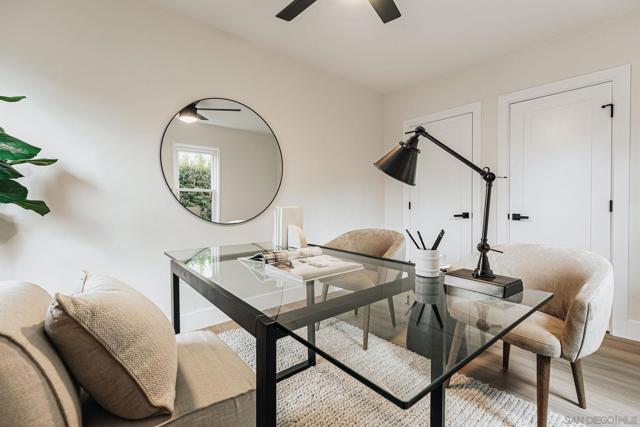 4033 S Hempstead Cir, San Diego CA: https://media.crmls.org/mediaz/5d311431-40ff-452e-b50b-794ae16eff1f.jpg