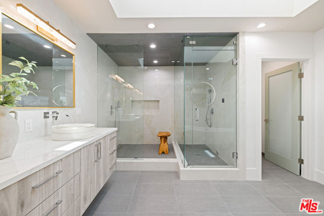 2256 Nichols Canyon Road, Los Angeles CA: https://media.crmls.org/mediaz/5d3153dc-cf91-4e98-9b19-d451ef355e3b.jpg
