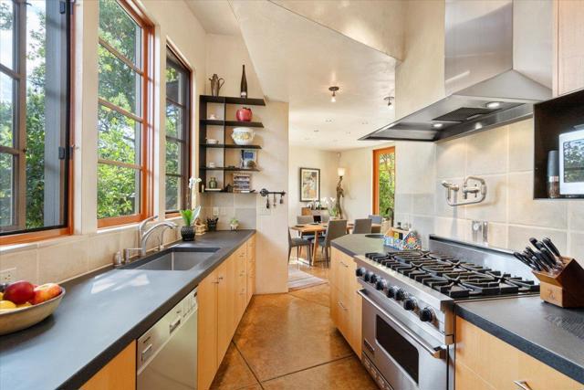 705 University Avenue, Los Altos CA: https://media.crmls.org/mediaz/5d319cca-29d7-4456-b942-4ec61f1fb58c.jpg