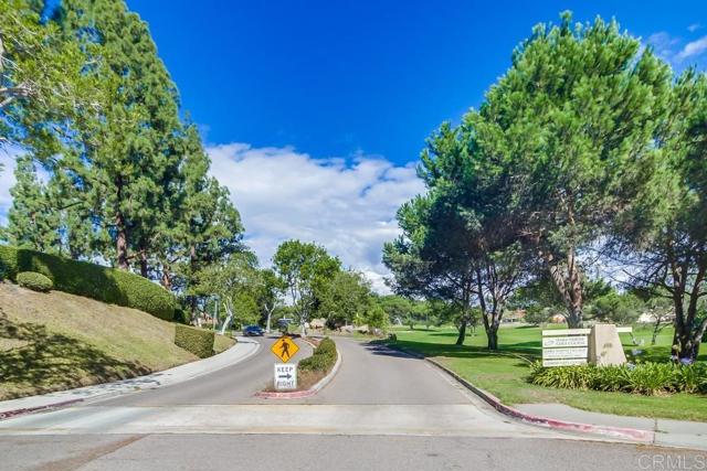 12580 Oaks North Drive, San Diego CA: https://media.crmls.org/mediaz/5d32b90d-7c5a-42dd-afea-9e734eeee434.jpg
