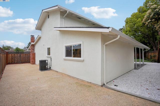 5169 Lillian Ct, Livermore CA: https://media.crmls.org/mediaz/5d331f8b-69c6-41c2-af87-983757d078f3.jpg