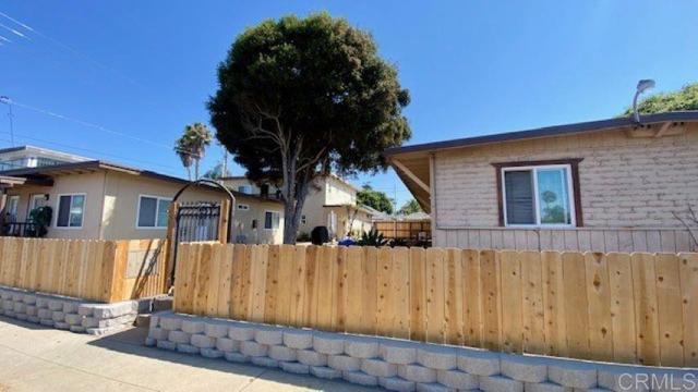 Detail Gallery Image 4 of 14 For 718 20 N Freeman St, Oceanside,  CA 92054 - – Beds | – Baths