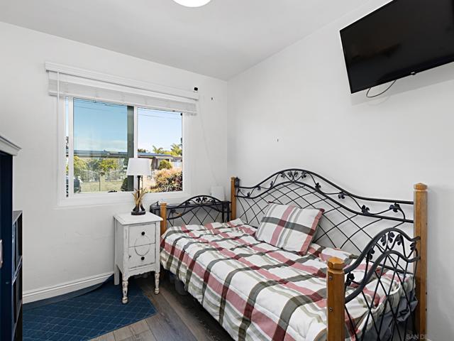 1782 84 Westinghouse Street, San Diego CA: https://media.crmls.org/mediaz/5d3465cf-ca2d-46f3-9bd7-00f4a91c4921.jpg